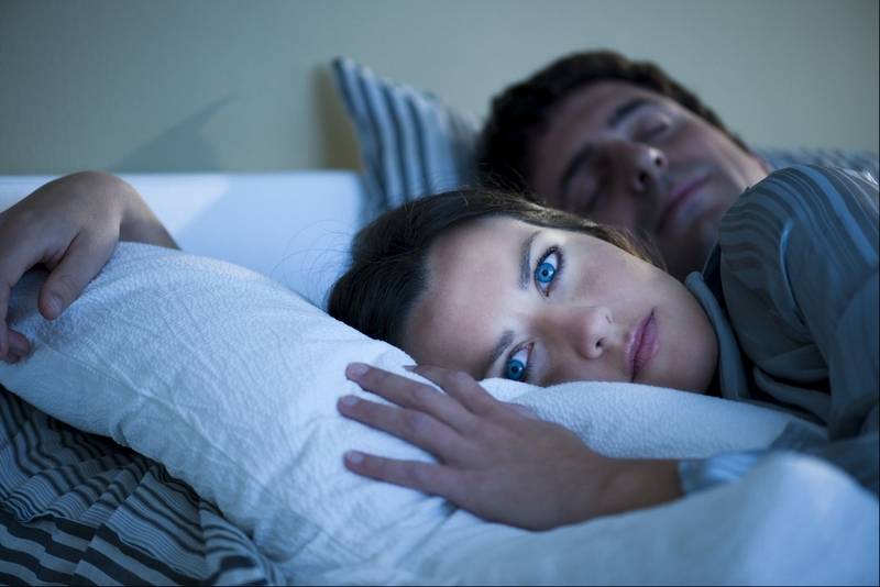 Insomnia: Causes, Symptoms & 11 Tips To Stop Insomnia Naturally