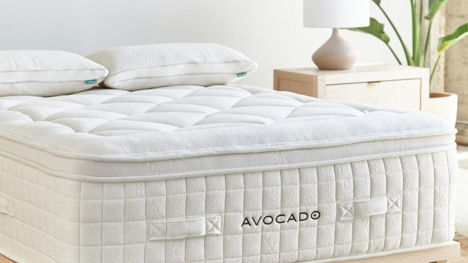 Avocado Organic Luxury Plush Mattress